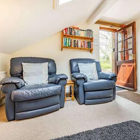 Holiday home 1 Bed In Ullswater Sz295 *